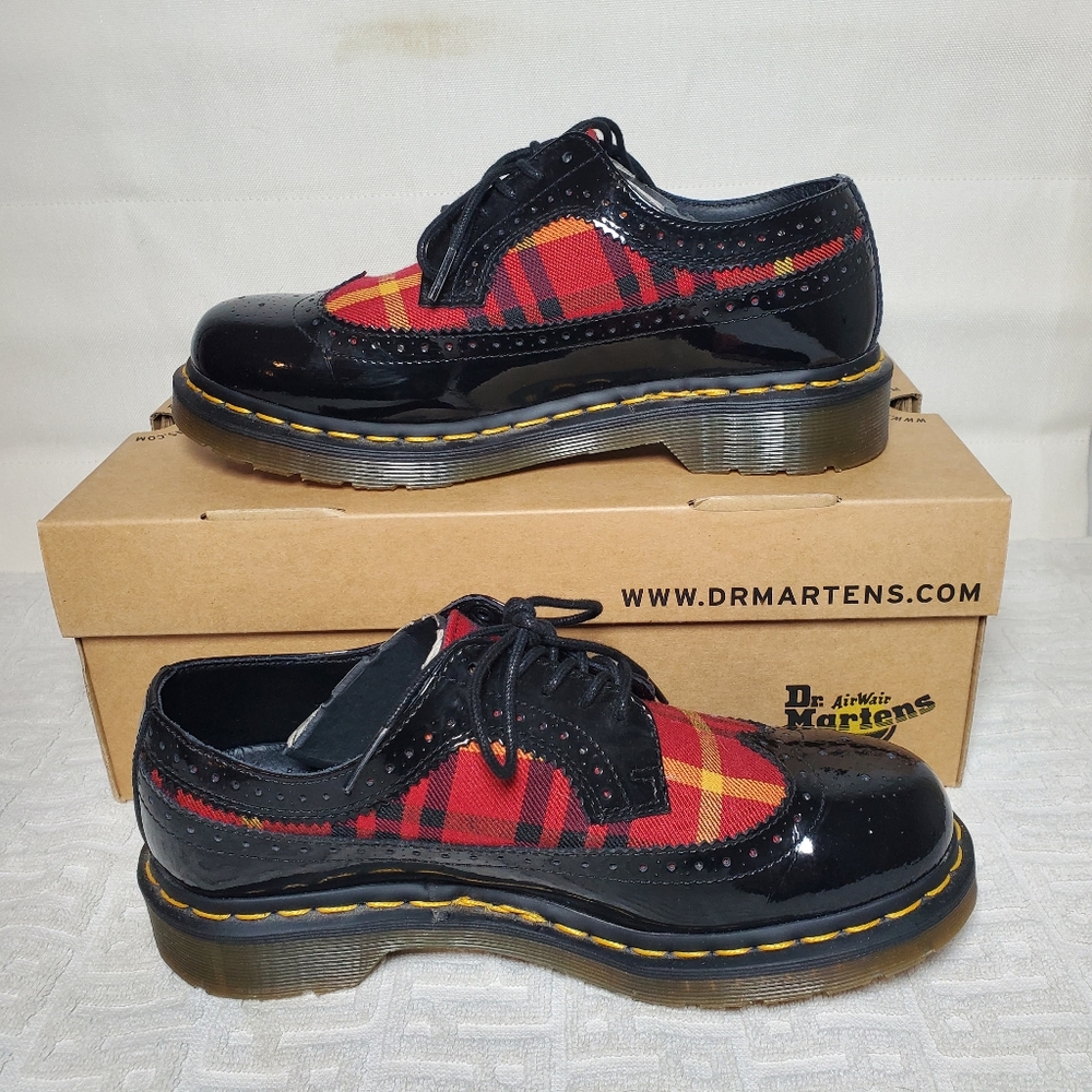 Dr. Martens, Marnie Brogue Shoe UK6